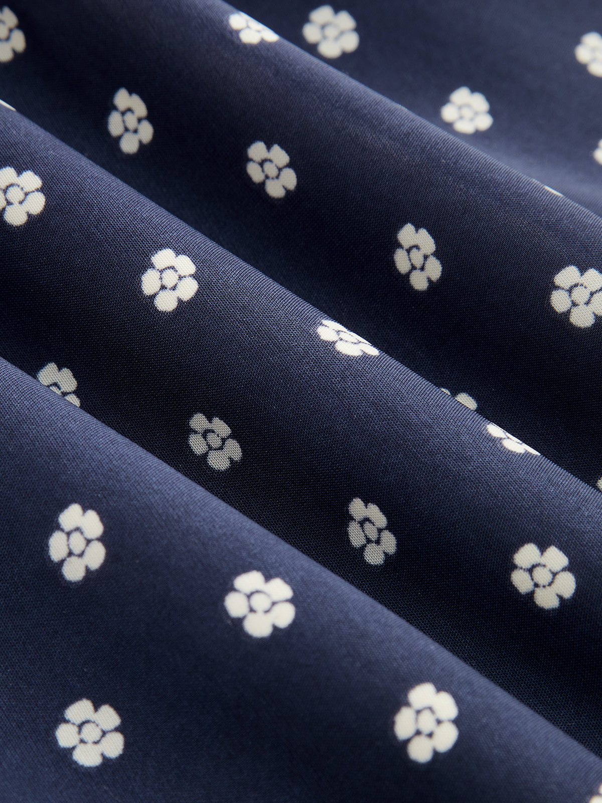 Minik Çiçek Desenli Dantel Kenarlı V Yaka Maxi Elbise