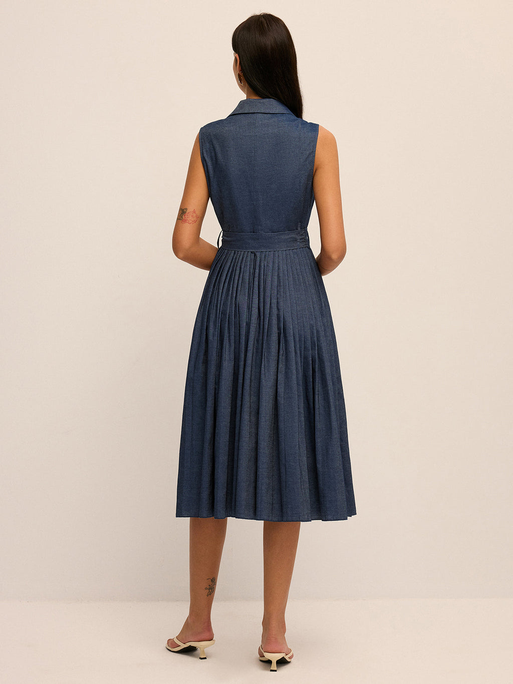 Blazer Yaka Kemerli Pileli Maxi Elbise