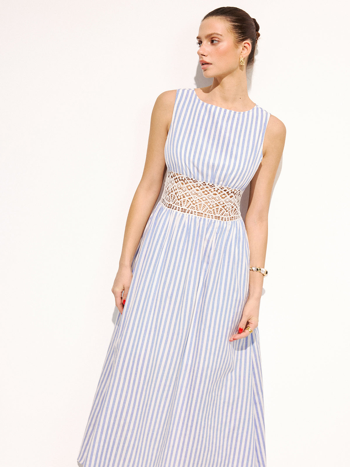 Çizgili Kolsuz Beli Dantelli Maxi Elbise