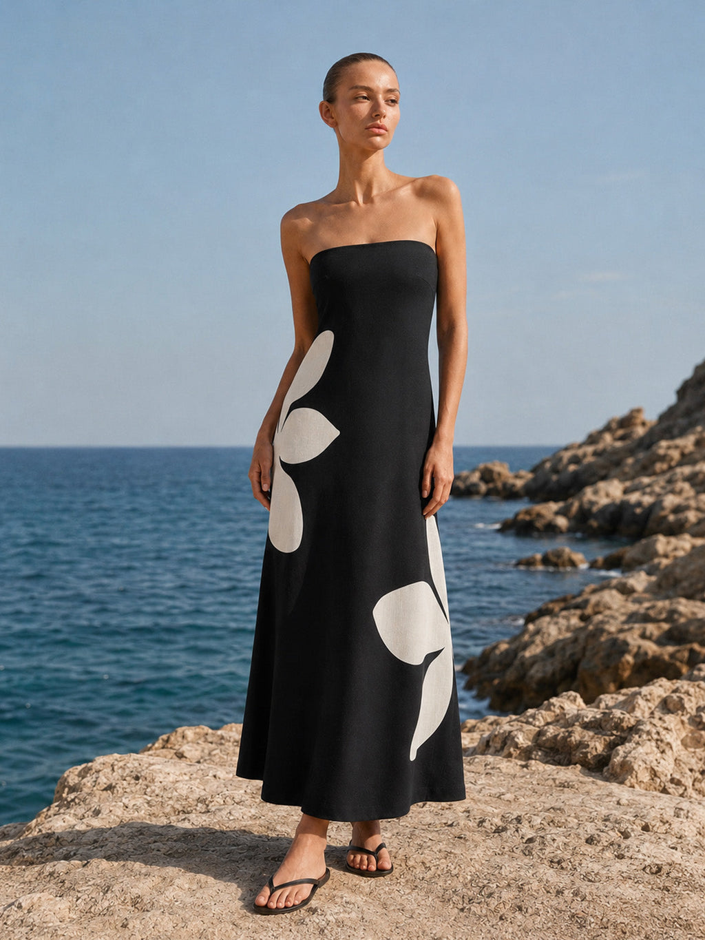 Straplez Çiçek Desenli Maxi Elbise